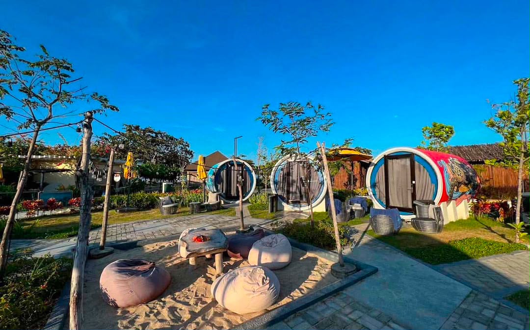 COCOON PODS